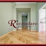 Rent 2 bedroom apartment of 65 m² in Milano