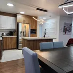 Rent 5 bedroom apartment in Longueuil