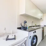 Rent 3 bedroom apartment of 1184 m² in Valencia