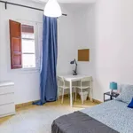 Rent 5 bedroom apartment in Valencia