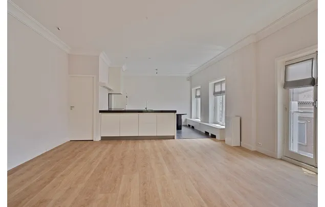 Huur 6 slaapkamer appartement van 252 m² in Voorhout