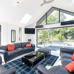 Rent 5 bedroom house in Scotland