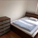 Miete 3 Schlafzimmer wohnung von 72 m² in Frankfurt am Main