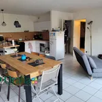 Appartement de 7393 m² avec 3 chambre(s) en location à Mérignac