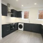 Flat to rent in 106B Old Bedford Road, Luton LU2