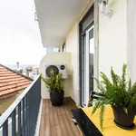 Rent 4 bedroom apartment of 50 m² in Lisboa