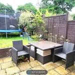 Rent 3 bedroom house in Basingstoke and Deane