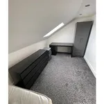 Rent 3 bedroom house in Wales