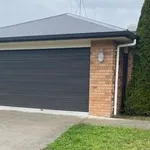 Rent 4 bedroom house in Hamilton