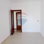 Affitto 5 camera appartamento di 130 m² in Palermo