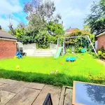 Rent 4 bedroom house in Hertsmere