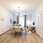 Rent 1 bedroom apartment of 90 m² in Valencia