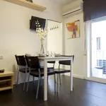 Rent 2 bedroom apartment of 38 m² in barcelona