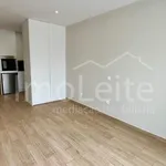 Rent 1 bedroom apartment of 40 m² in Porto