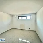 Rent 3 bedroom house of 160 m² in Bari