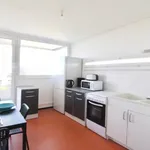 Rent 4 bedroom apartment in Paris