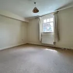 Rent 3 bedroom flat in South West England