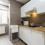 Rent a room of 83 m² in madrid