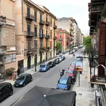 Affitto 3 camera appartamento di 75 m² in Palermo