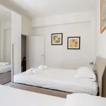 Rent 1 bedroom apartment of 50 m² in Milan