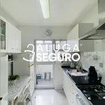 Rent 2 bedroom apartment of 86 m² in Porto