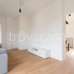 Rent 3 bedroom apartment of 110 m² in Milano