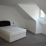 Rent 5 bedroom flat in Galashiels