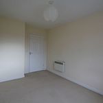 Rent 2 bedroom flat in North West England