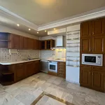 Rent 5 bedroom apartment of 330 m² in Ankara