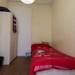 Rent a room in lisbon