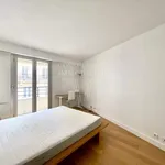 Rent 5 bedroom apartment of 105 m² in Paris