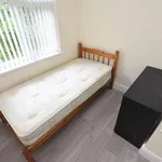 Rent 4 bedroom apartment in West Midlands