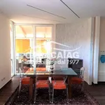 Rent 5 bedroom house of 300 m² in Roma