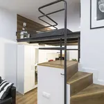 Rent 1 bedroom apartment of 37 m² in Barcelona