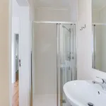 Rent 5 bedroom apartment of 182 m² in Lisbon