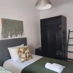 Rent 3 bedroom apartment in Porto