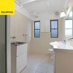 Rent 2 bedroom apartment in Warrawong