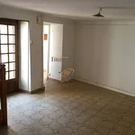 Maison de 66 m² avec 3 chambre(s) en location à Camarès