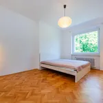 Rent 2 bedroom apartment of 63 m² in Praha 6 - Střešovice