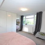 Rent 4 bedroom apartment in Hertsmere