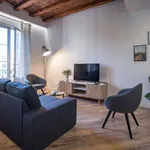 Rent 4 bedroom apartment in barcelona