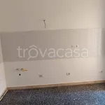 Affitto 2 camera appartamento di 70 m² in Messina