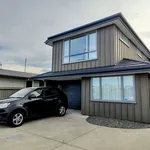 Rent 4 bedroom house in Christchurch