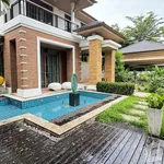 Rent 3 bedroom house of 374 m² in Bangkok