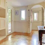 Rent 5 bedroom apartment of 321 m² in Roma