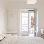 Rent 3 bedroom apartment in Lisbon