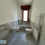 Rent 3 bedroom apartment of 150 m² in Milan