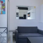 Rent 4 bedroom apartment in Madrid