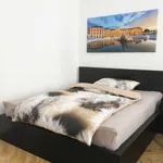 Miete 1 Schlafzimmer wohnung von 592 m² in vienna