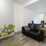 Rent 3 bedroom flat in West Midlands